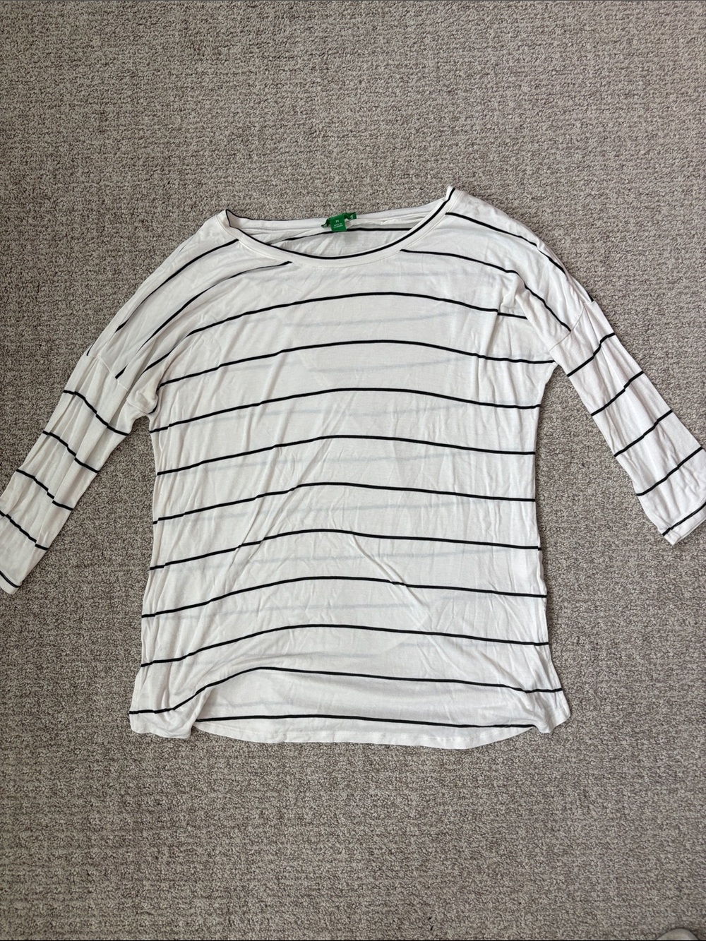 Women's White & Black Striped Lightweight Boatneck Top 3/4 sleeve Size Medium M